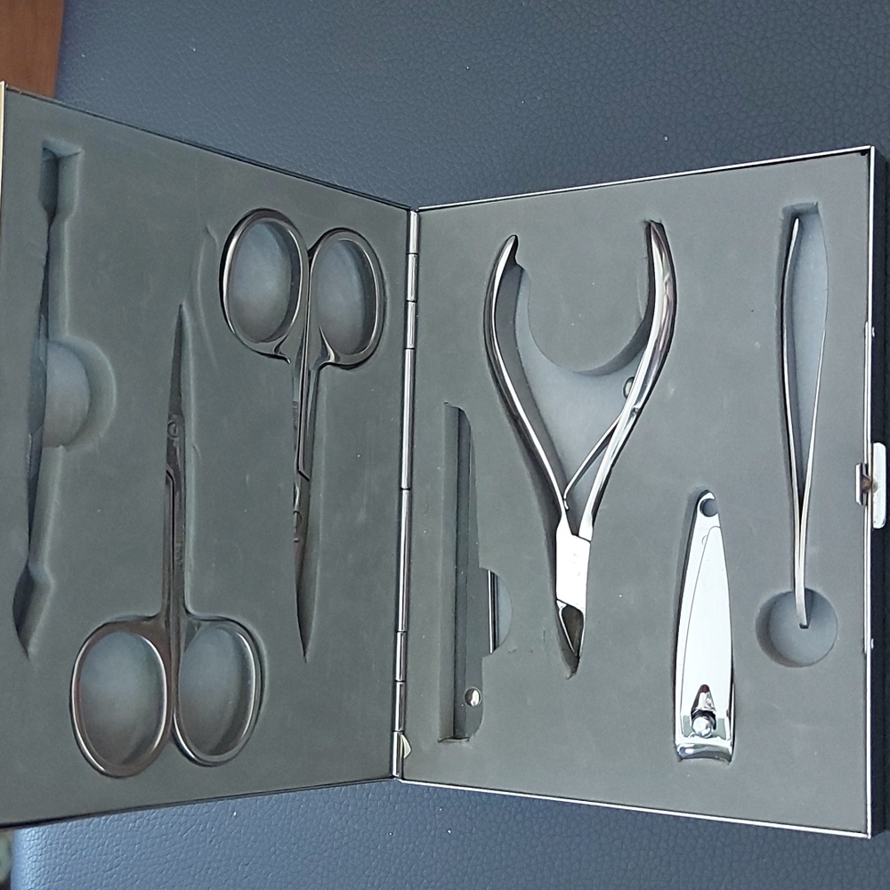 Neiman Marcus Manicure Set